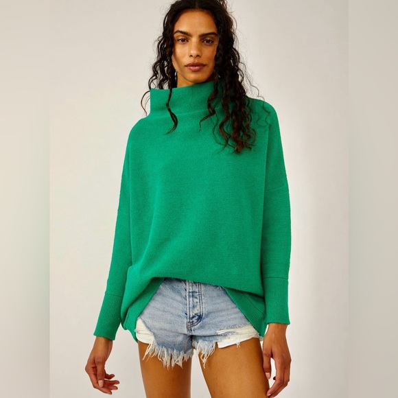 Free People Sweaters - Free People Ottoman slouch Sweaters in Green Mockneck